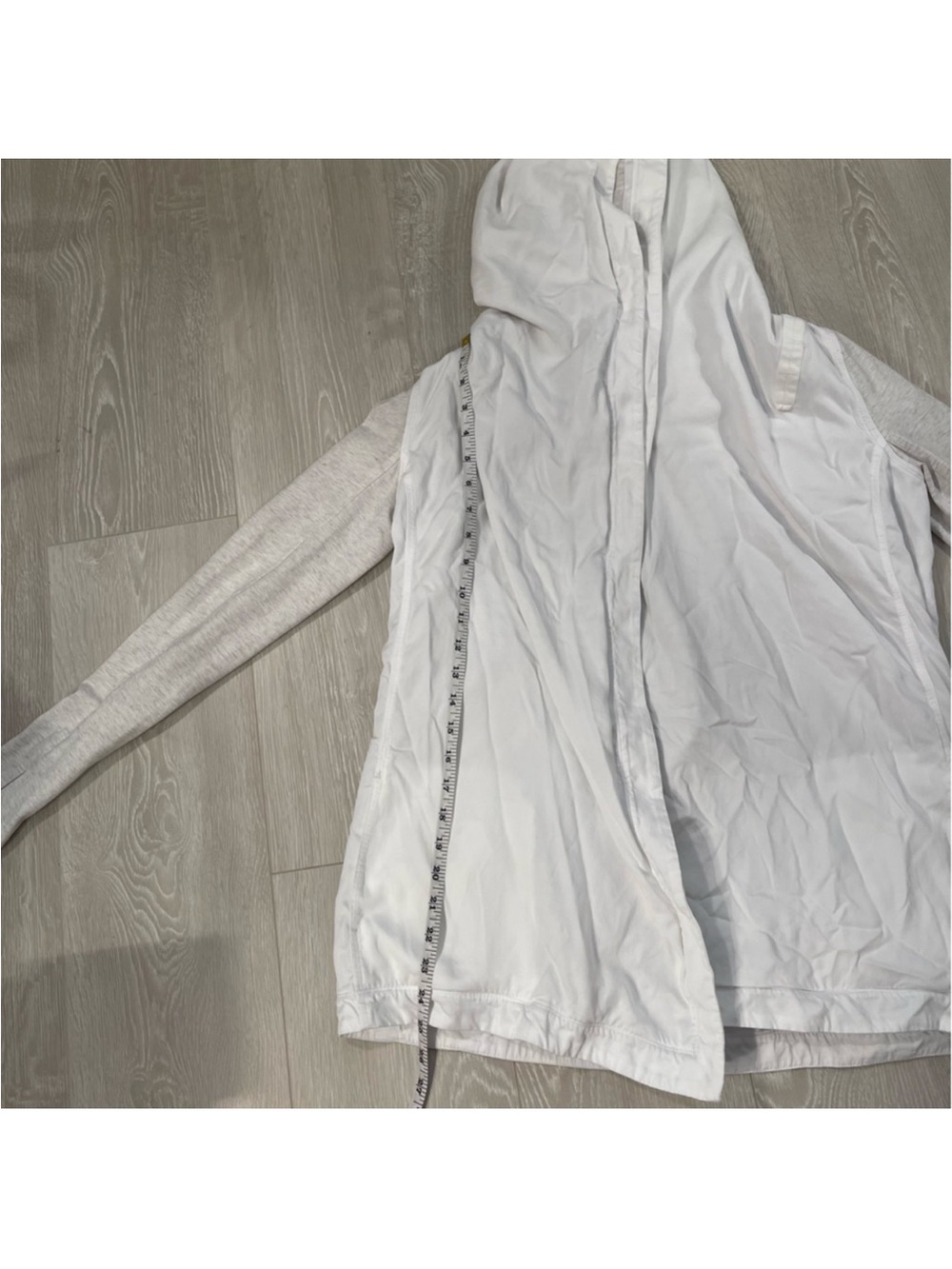 Lululemon Blissed Out Wrap Cardigan White / Heathered White size 4 - Picture 11 of 16